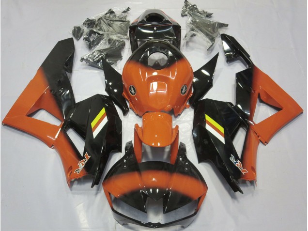 Gloss Orange and Black Fade 2013-2023 CBR600RR Motorcycle Fairing Gloss Orange and Black Fade 2013-2023 CBR600RR Motorcycle Fairing