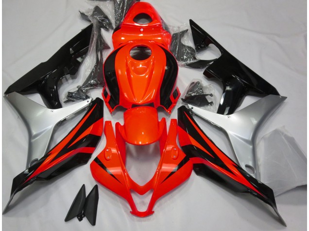 Gloss Red Silver and Black 2007-2008 CBR600RR Motorcycle Fairing Gloss Red Silver and Black 2007-2008 CBR600RR Motorcycle Fairing