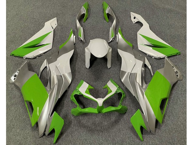Green White and Silver 2019-2023 ZX6R Motorcycle Fairing Green White and Silver 2019-2023 ZX6R Motorcycle Fairing