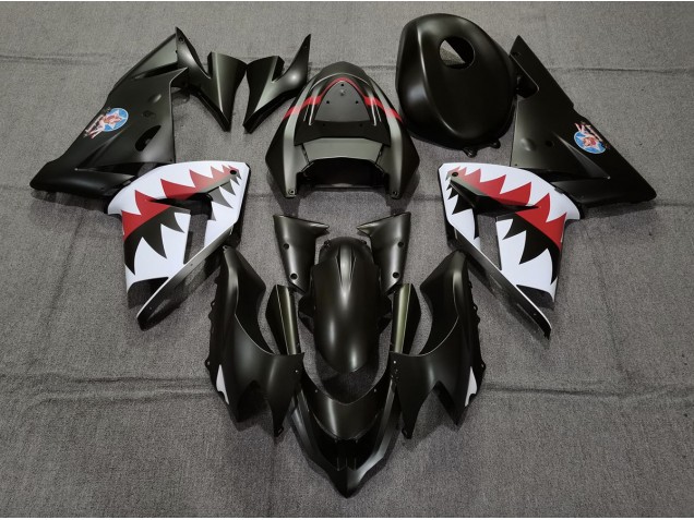 Matte Black Betty Bomber 2004-2005 ZX10R Motorcycle Fairing Matte Black Betty Bomber 2004-2005 ZX10R Motorcycle Fairing