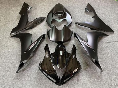 Matte Black Style 2004-2006 R1 Motorcycle Fairing