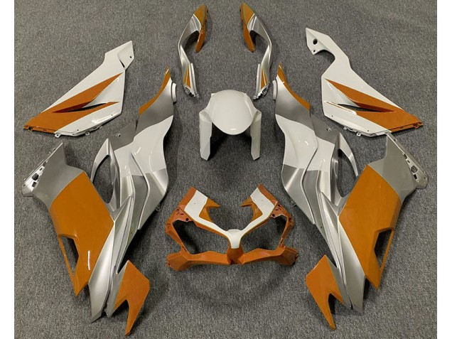 Orange White and Silver 2019-2023 ZX6R Motorcycle Fairing Orange White and Silver 2019-2023 ZX6R Motorcycle Fairing