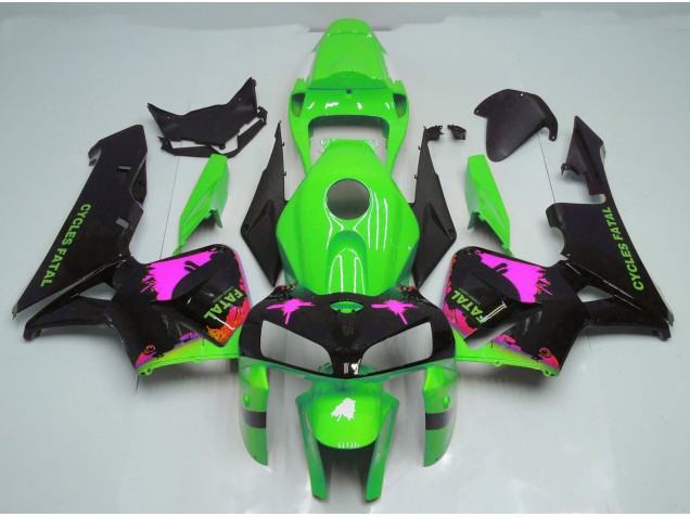 Pink Splatter on Green 2005-2006 CBR600RR Motorcycle Fairing Pink Splatter on Green 2005-2006 CBR600RR Motorcycle Fairing