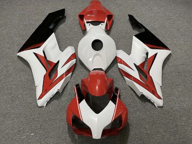 Red White and Gloss Black 2004-2005 CBR1000RR Motorcycle Fairing