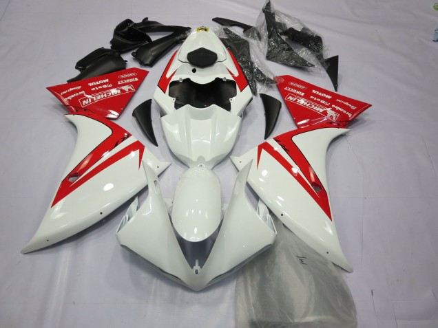 Red and White 2012-2014 R1 Motorcycle Fairing Red and White 2012-2014 R1 Motorcycle Fairing