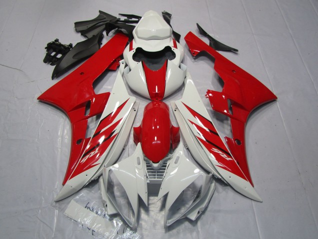 Red and White Style 2006-2007 R6 Motorcycle Fairing Red and White Style 2006-2007 R6 Motorcycle Fairing